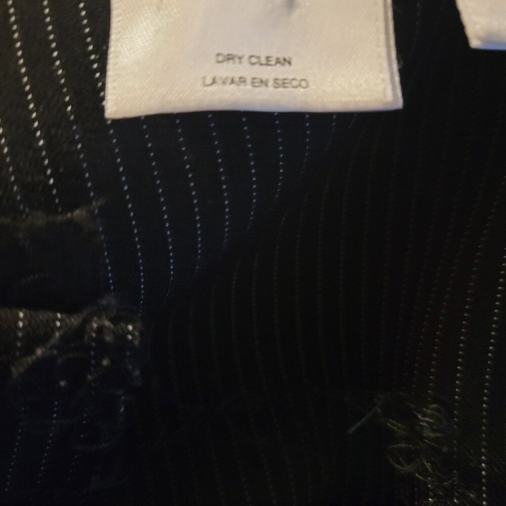 Jones New York Ladies Black Pin Stripe Slacks, Size 16, Kasper Brand - Picture 9 of 9
